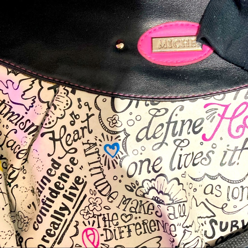 2011 Miche Hope Hand Bag